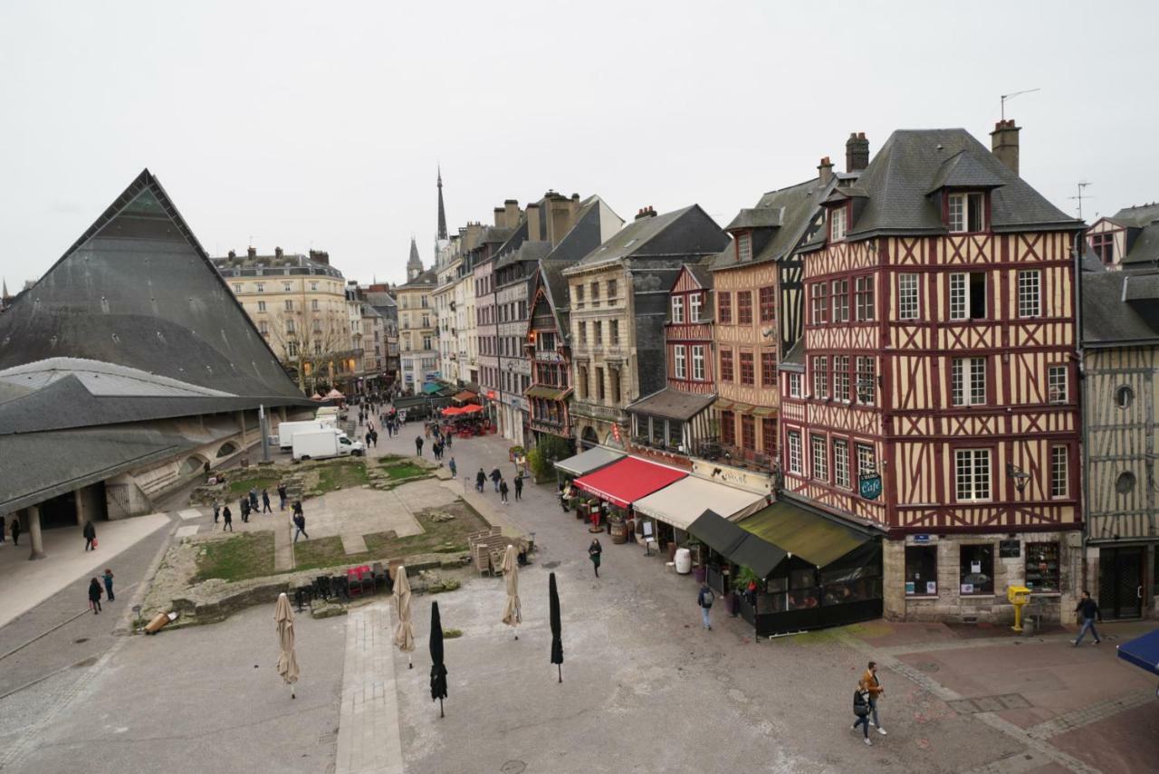 Appartement place du vieux marché Ruan Exterior foto