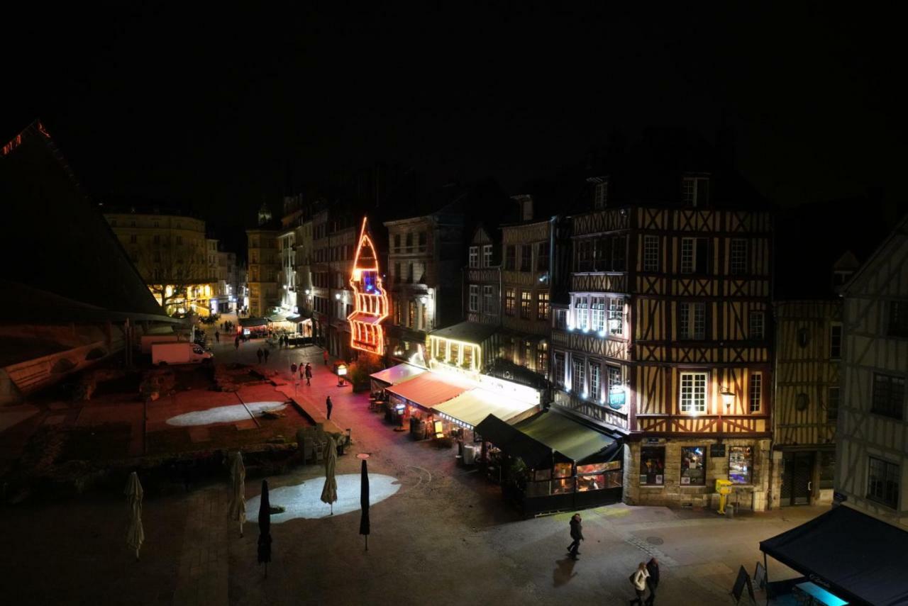 Appartement place du vieux marché Ruan Exterior foto